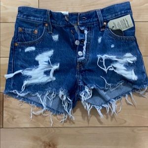 Levi’s shorts
